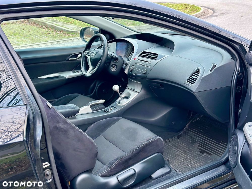 Honda Civic 2.2i-CTDi TypeS + - 10