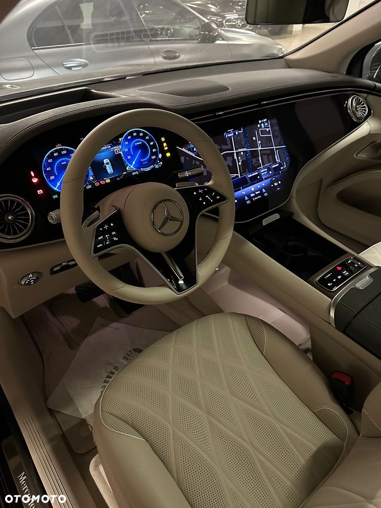 Mercedes-Benz EQS SUV 450+ - 18