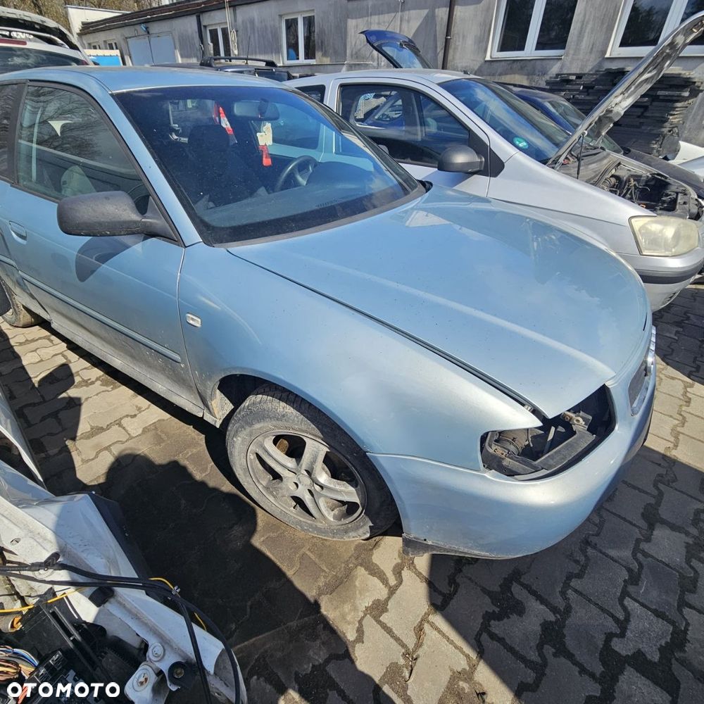 AUDI A3 (2001) 1,9 D 66 kW / 90 KM - 7