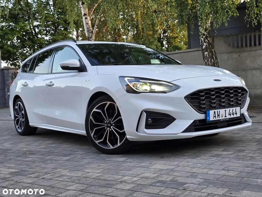 Ford Focus - 1