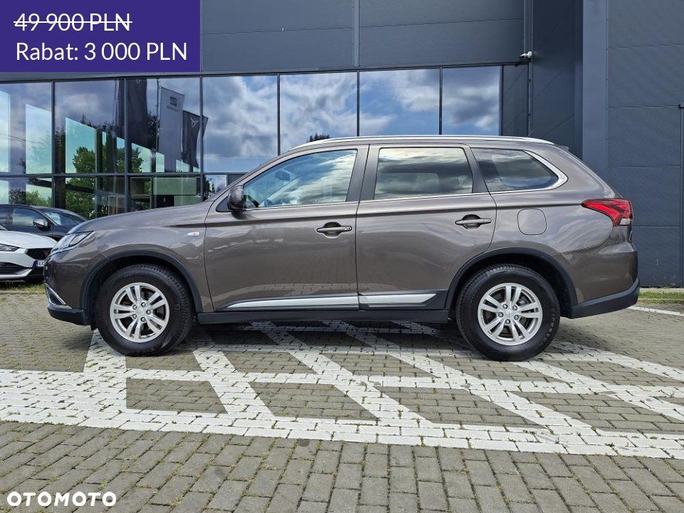 Mitsubishi Outlander - 2