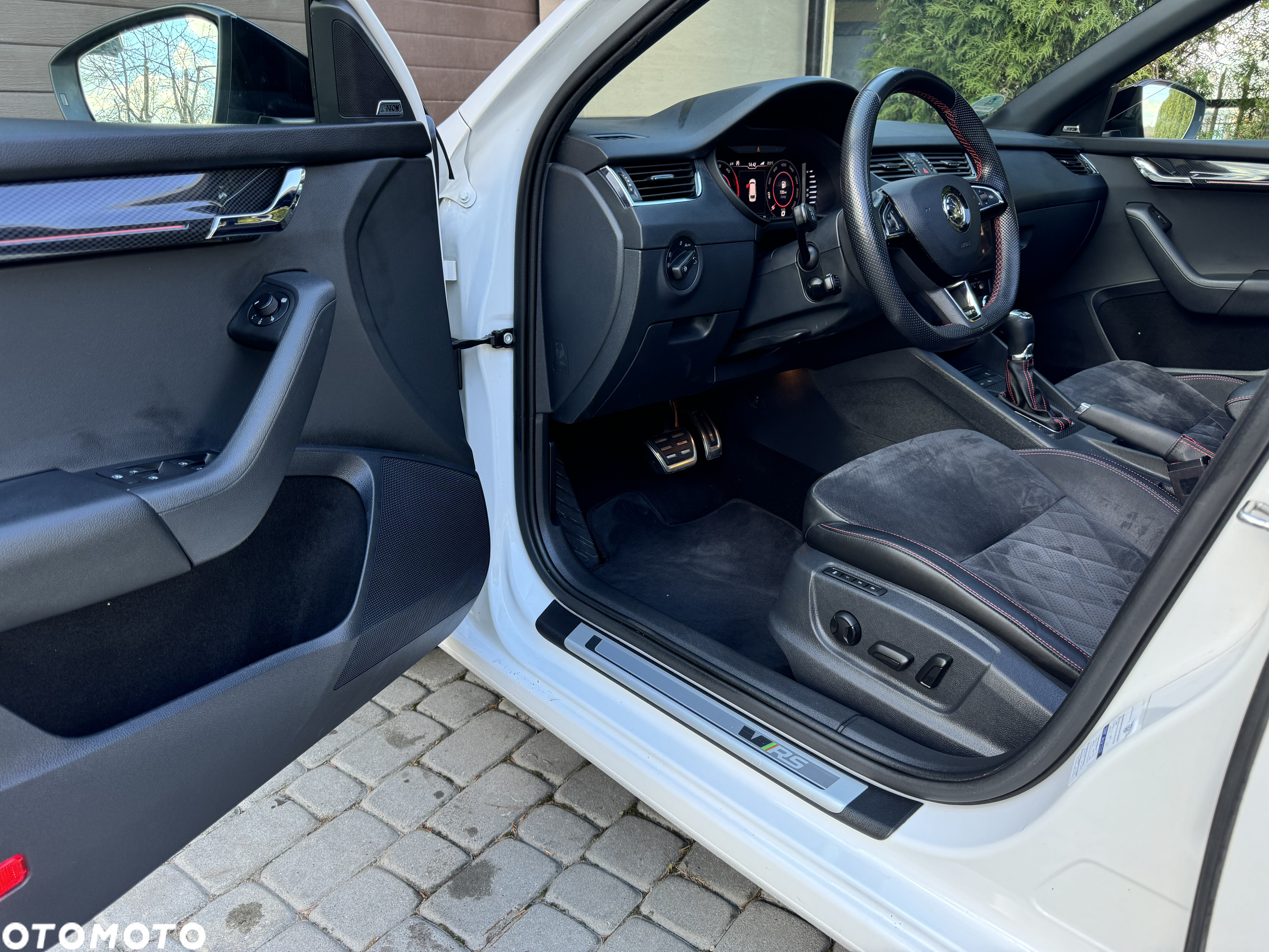 Skoda Octavia 2.0 TDI 4x4 DSG RS - 14
