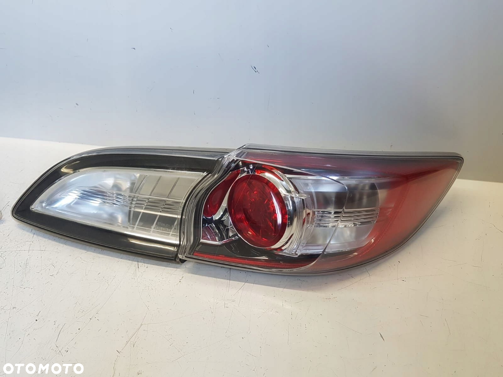 MAZDA 3 09-13 LAMPA PRAWA TYŁ TYLNA W KLAPĘ EUROPA - 3