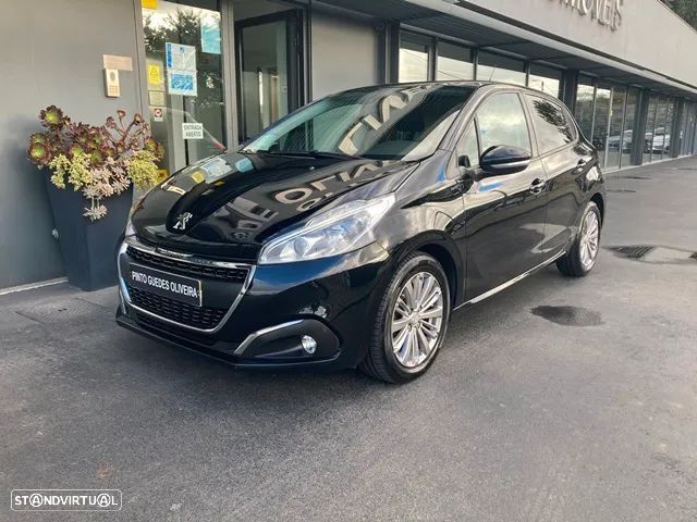 Peugeot 208 1.5 BlueHDi Signature - 1
