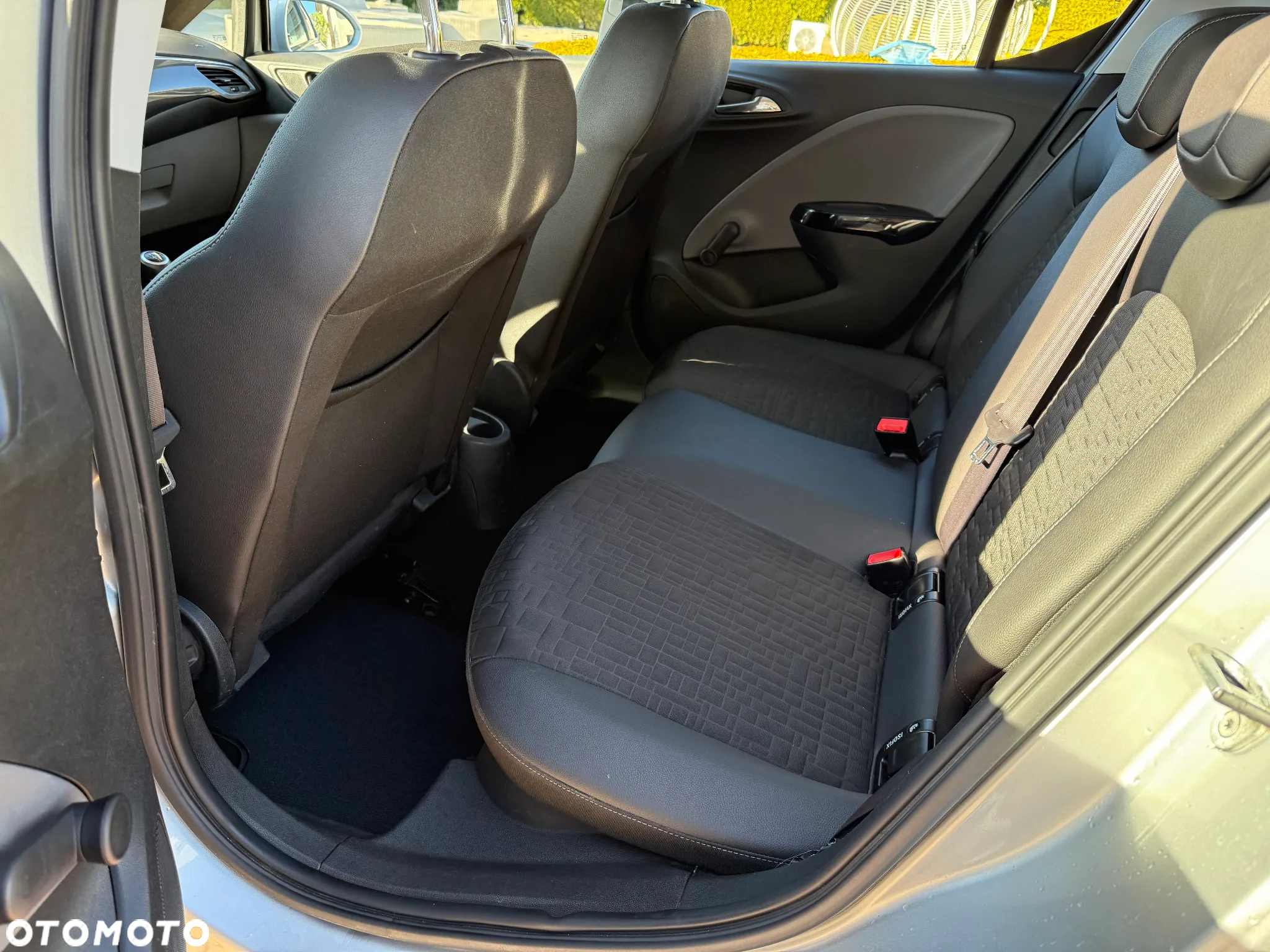 Opel Corsa 1.4 Innovation - 27