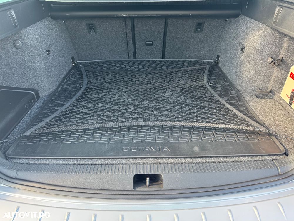 Skoda Octavia 2.0 TDI DSG Style - 11