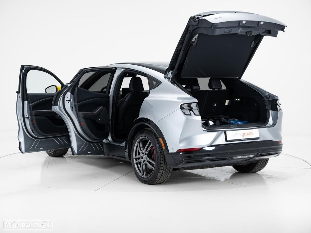 Ford Mustang Mach-E AWD - 6