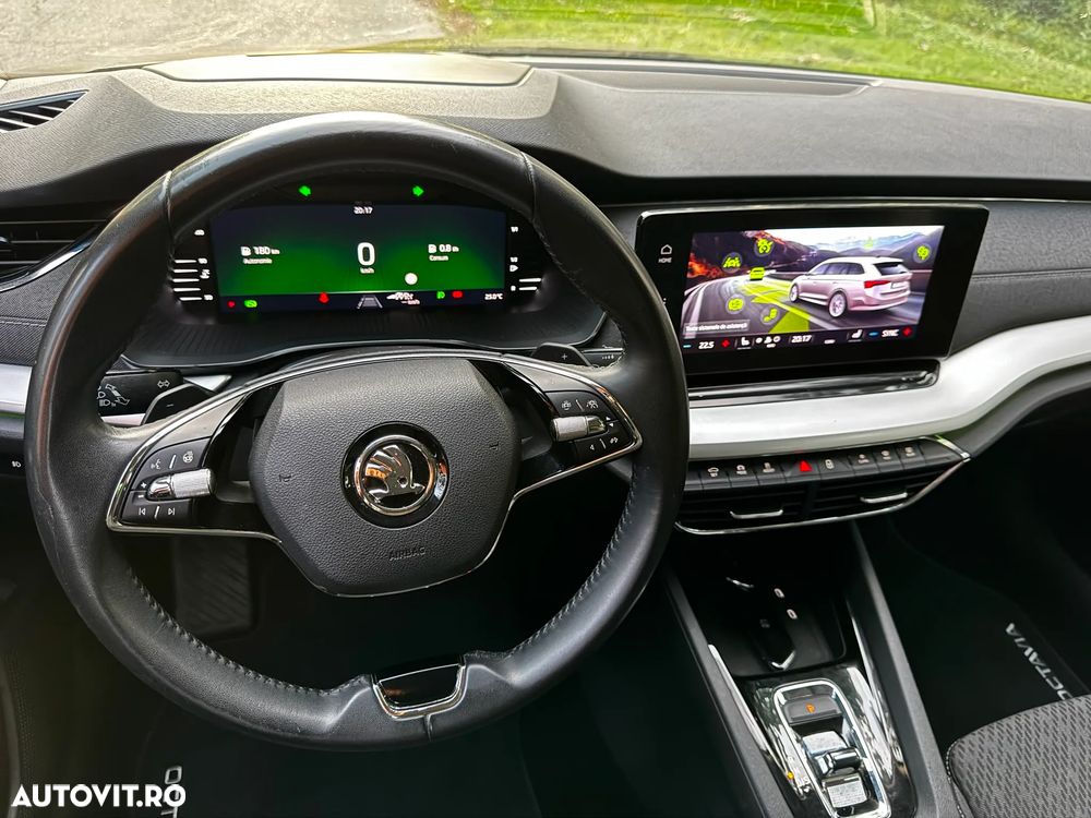 SKODA Octavia 2023 — imagine 16