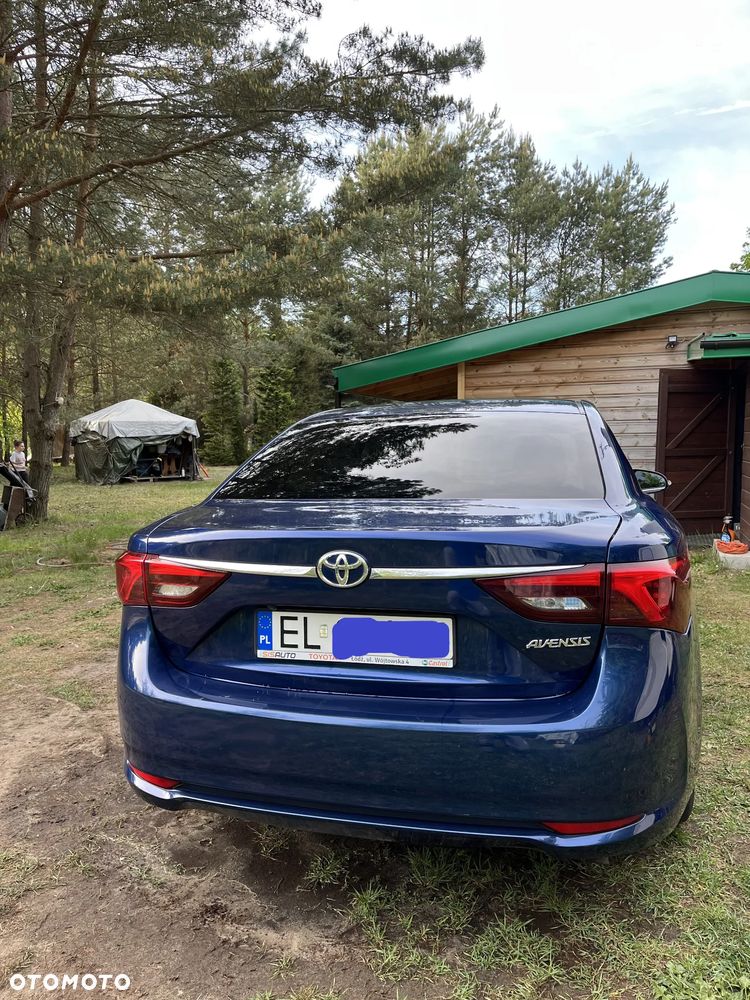 Toyota Avensis 1.8 Premium - 5