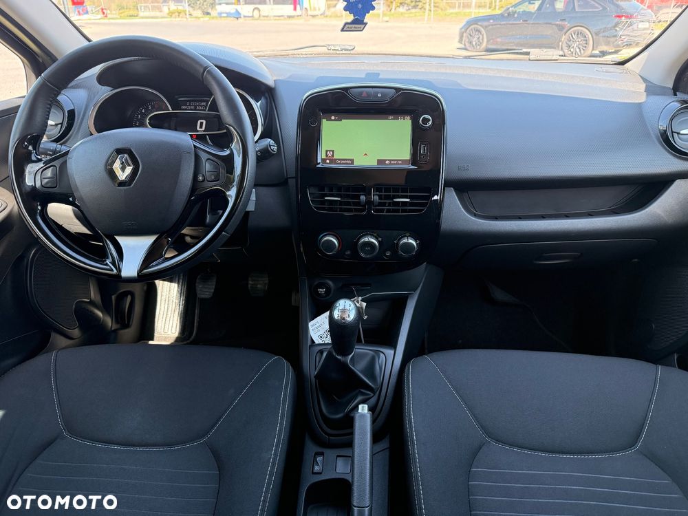 Renault Clio 1.2 16V Limited EU6 - 11