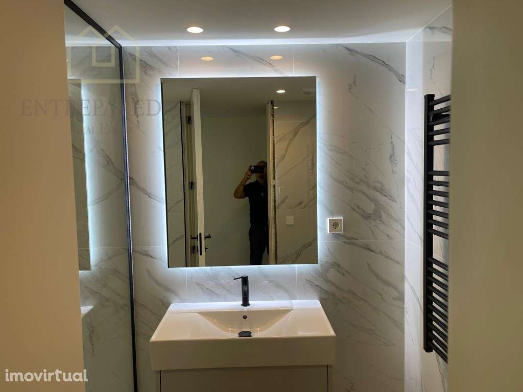 Apartamento T3 NOVO com garagem e varanda para comprar no centro de... - Grande imagem: 4/42