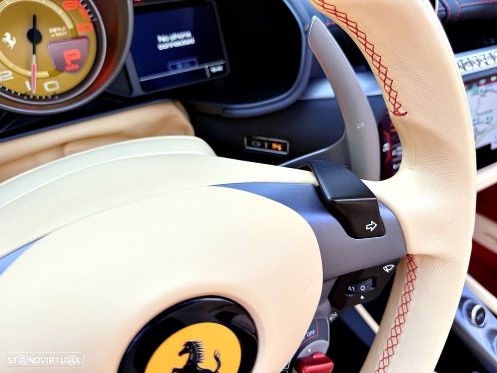 Ferrari Portofino 3.9 Twin-Turbo V8 - 16