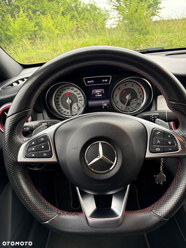 Mercedes-Benz CLA 200 7G-DCT - 11