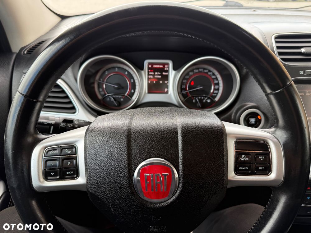 Fiat Freemont 2.0 Multijet 16V DPF Automatik Allrad Black Code - 33