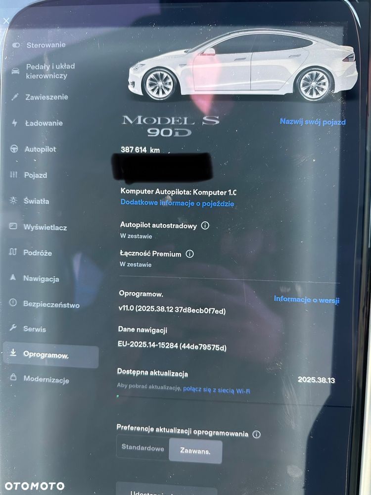 Tesla Model S 90 D - 21