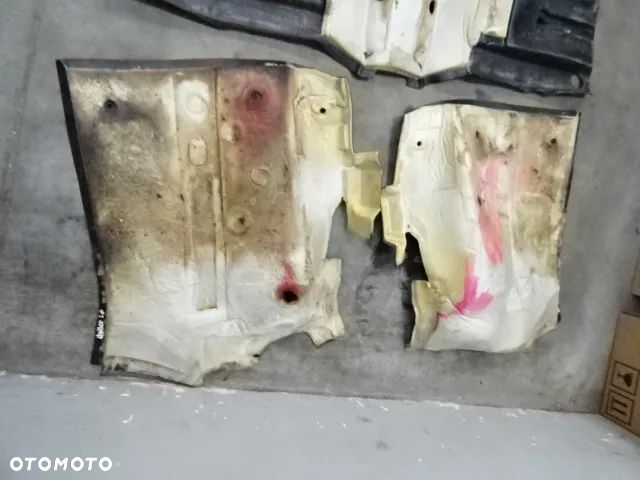 DYWAN PODŁOGA PRZÓD I TYŁ RENAULT KANGOO I NR185 - 8