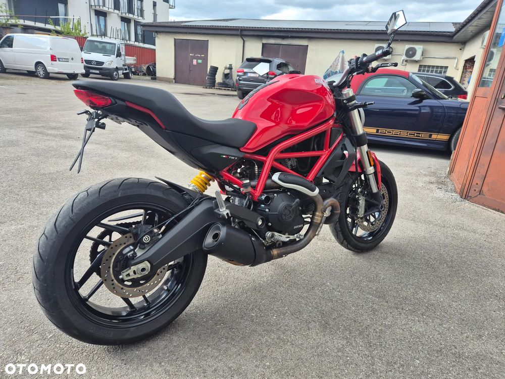 Ducati Monster - 8