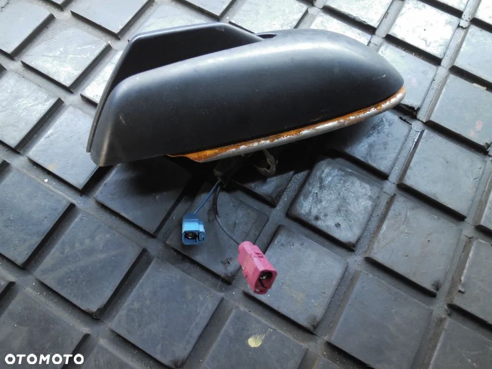 Antena samochodowa XUI500124PNP Land Rover L320 - 1