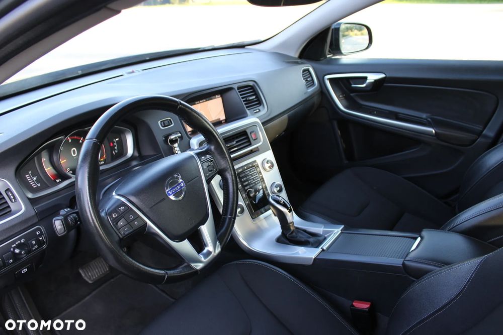 Volvo S60 Cross Country D3 Geartronic Momentum - 7