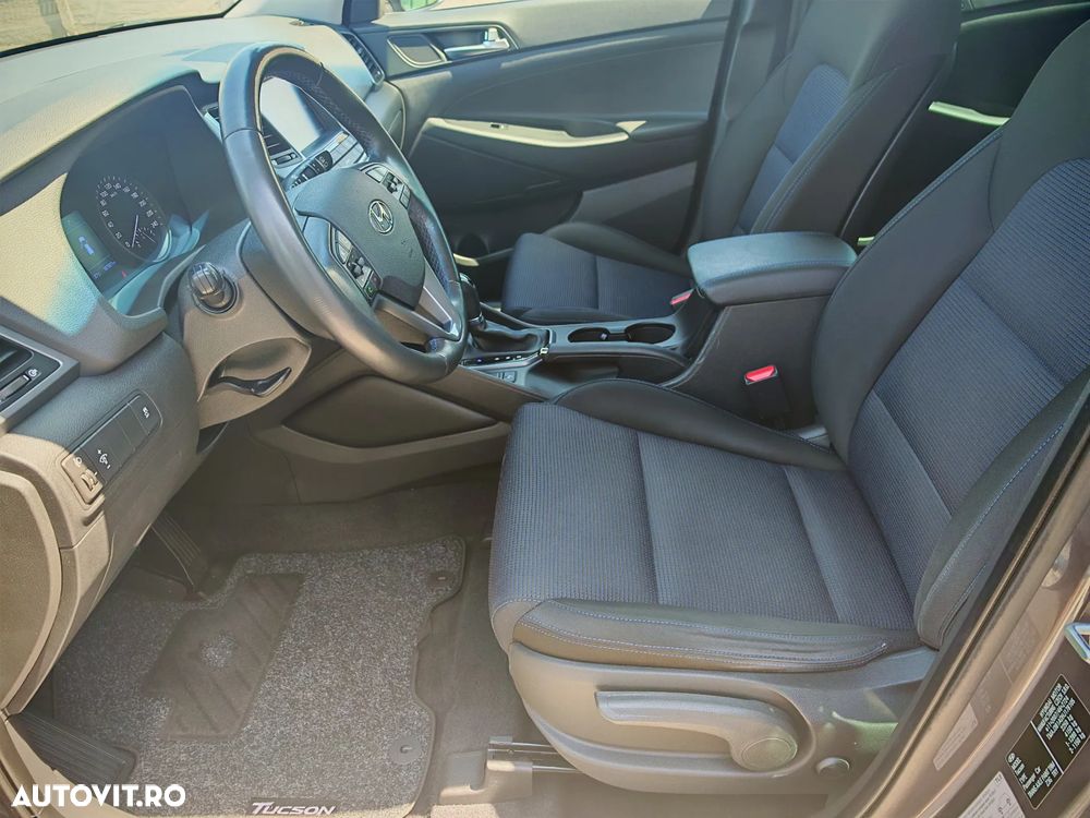 Hyundai Tucson 2.0 CRDI 4WD 6AT Premium+ Design Pack - 18