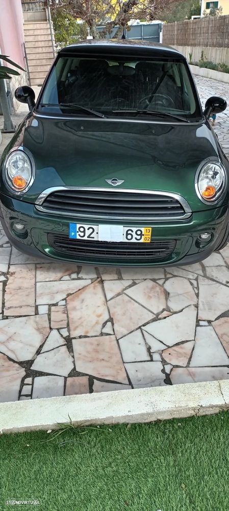MINI 3 Portas Cooper D - 2