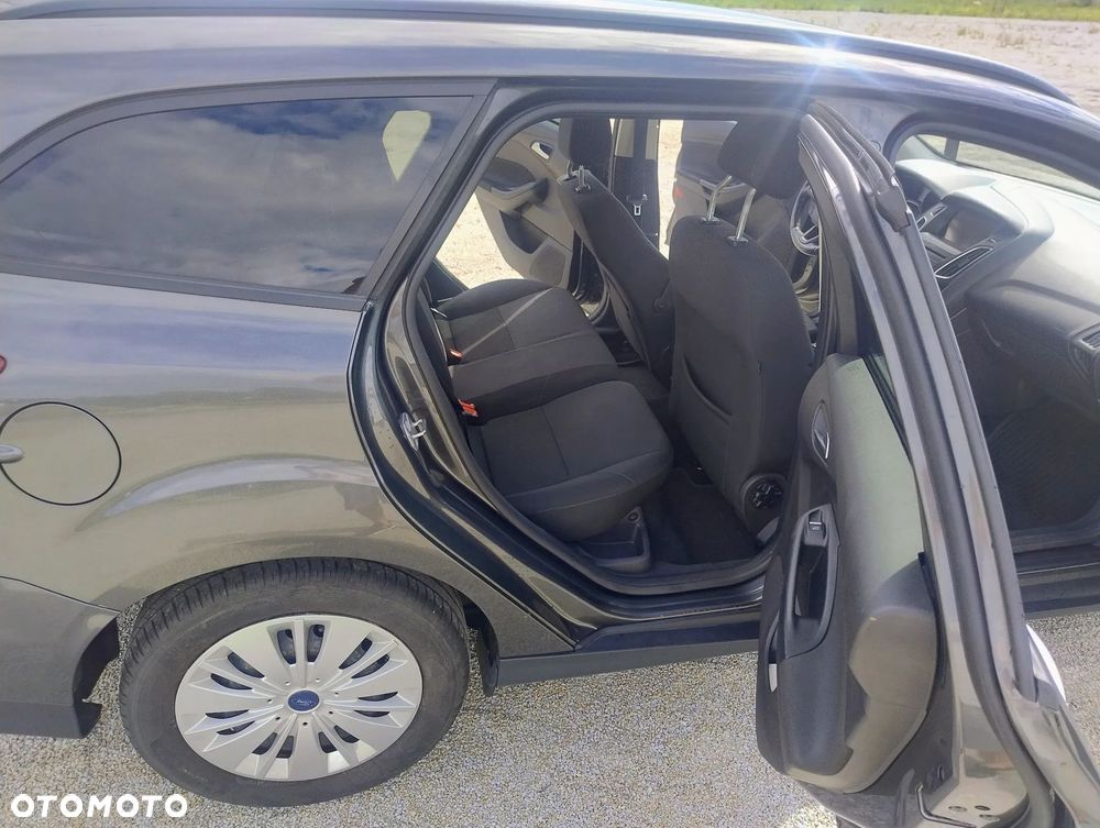Ford Focus - 22