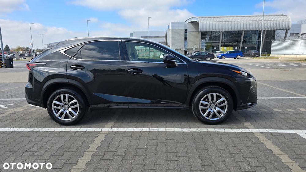 Lexus NX 200t Comfort AWD - 6