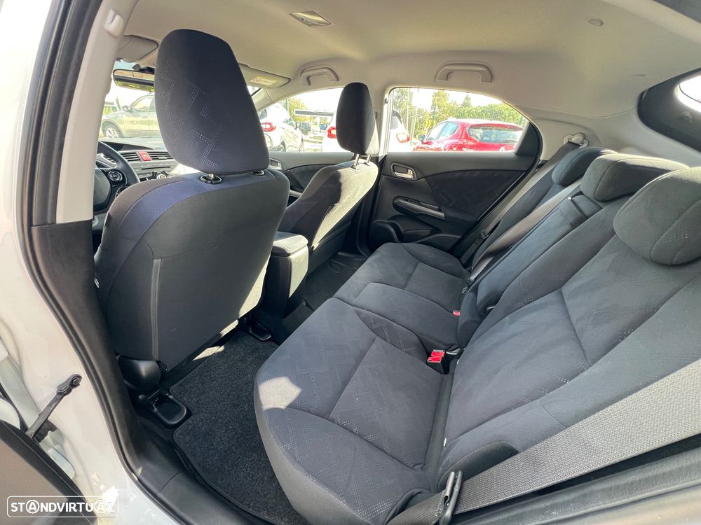 Honda Civic 1.6 i-DTEC Sport - 12