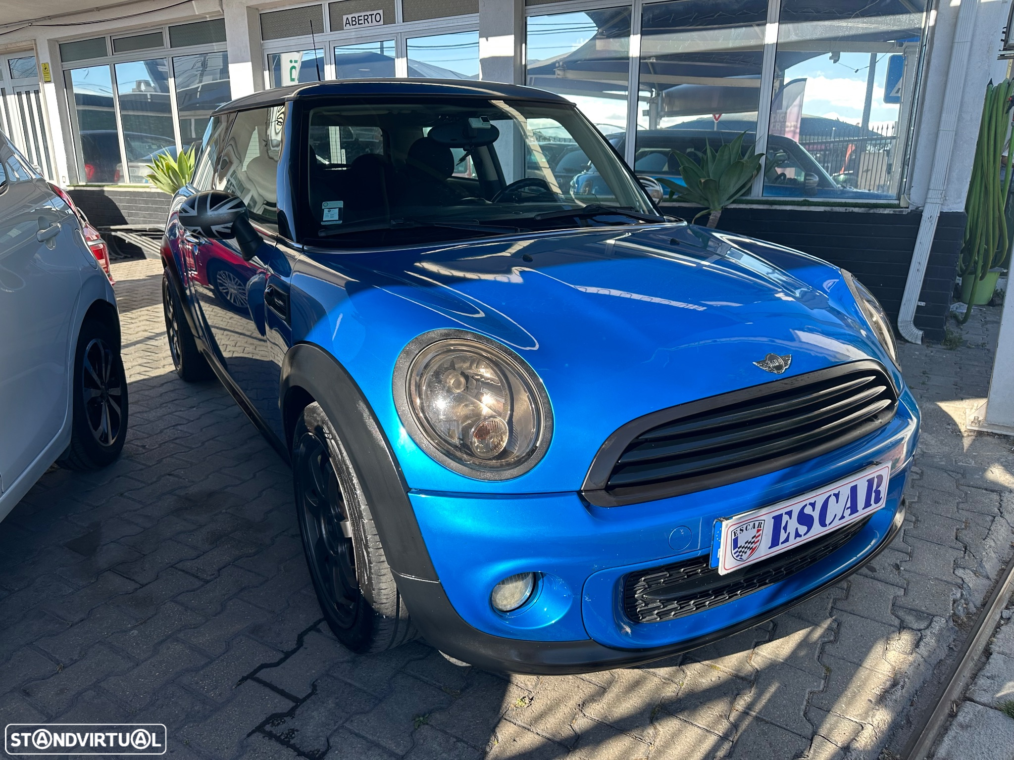 MINI 3 Portas One D - 2