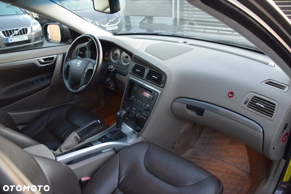 Volvo XC 70 D5 AWD Summum - 27