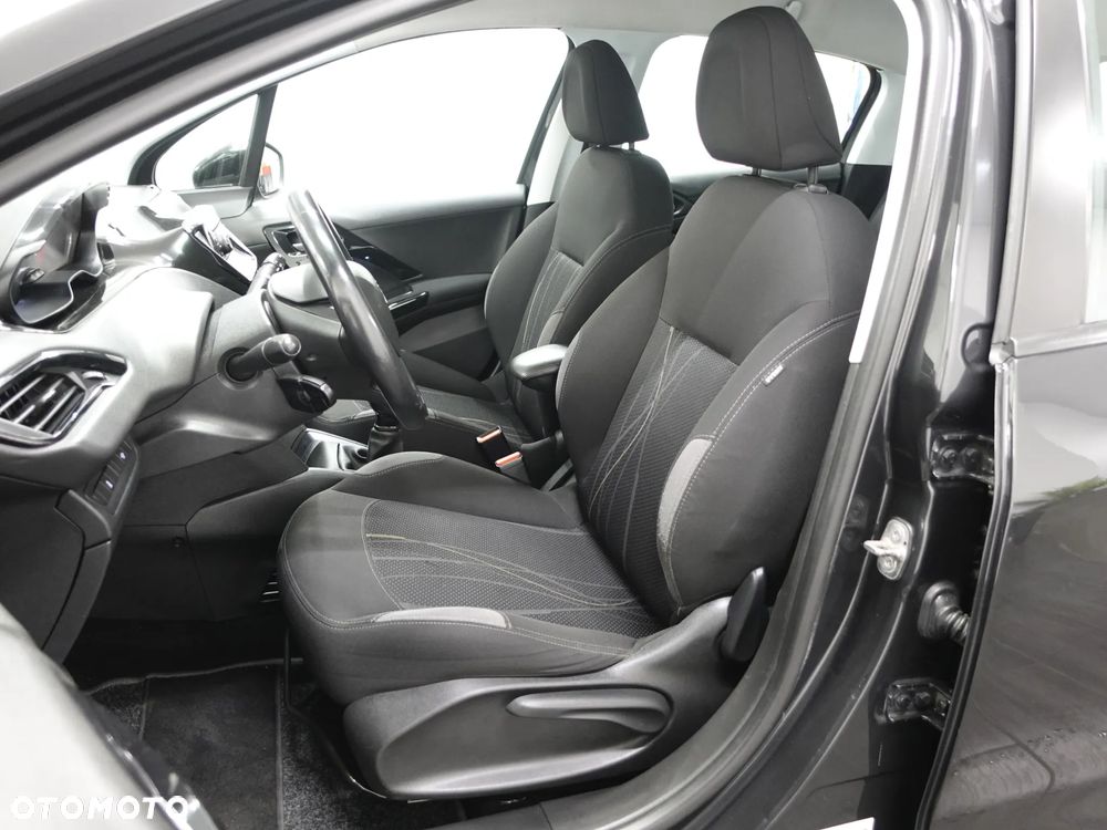 Peugeot 208 1.4 HDi Active - 24