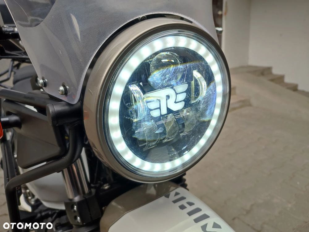 Royal Enfield Himalayan - 16