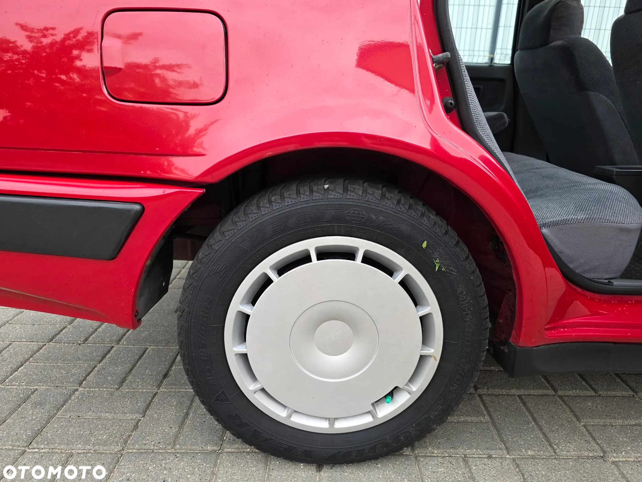 Volvo Seria 400 - 19