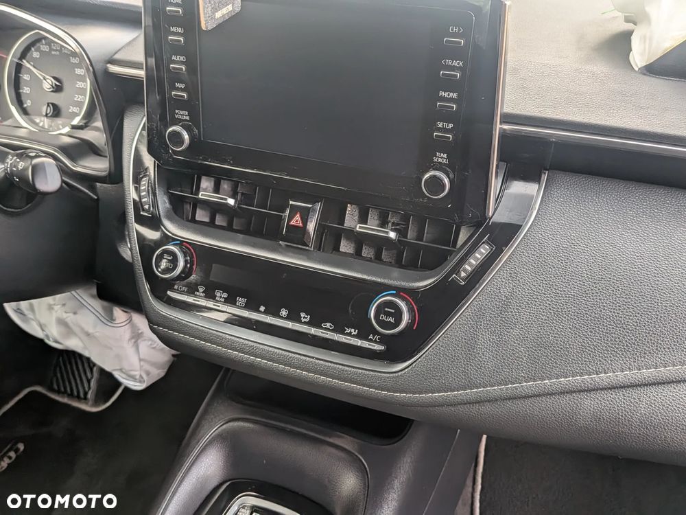 Toyota Corolla 1.8 Hybrid Comfort - 9