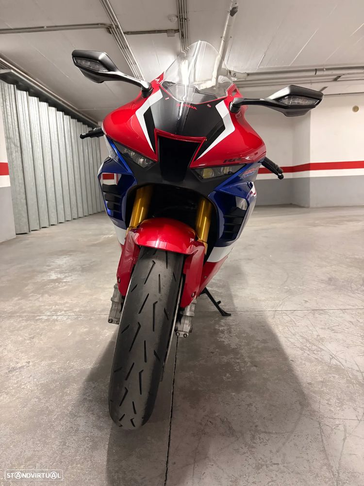 Honda CBR CBR 1000 RR-R SP - 4