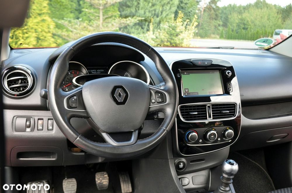 Renault Clio - 30