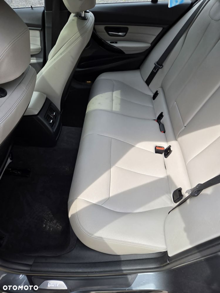 BMW Seria 3 - 10