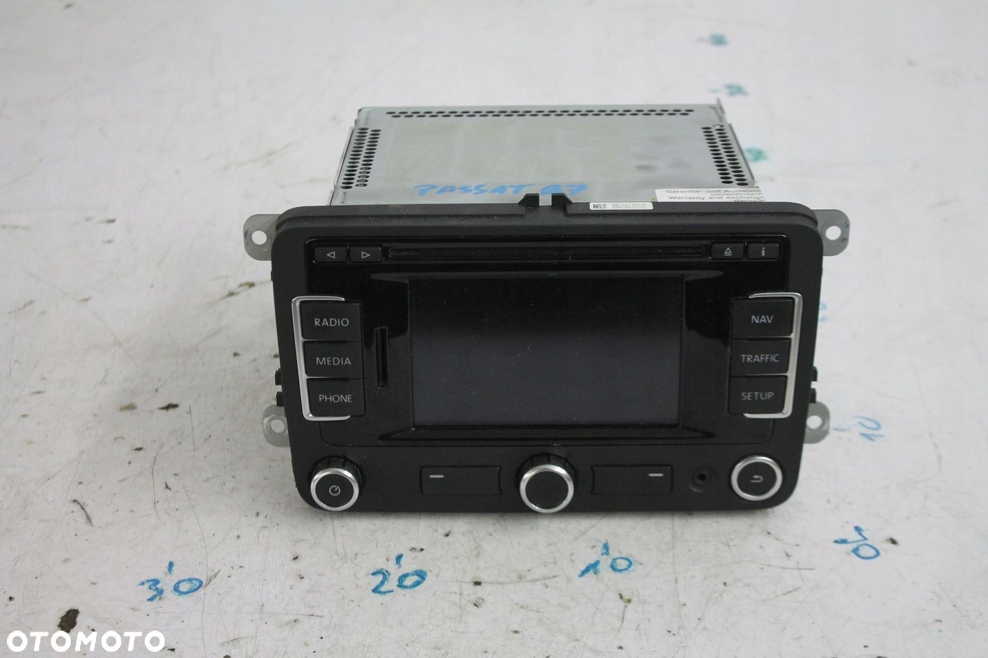 RADIO CD NAVI FABRYCZNE 3C8035279M VW PASSAT B7 - 1