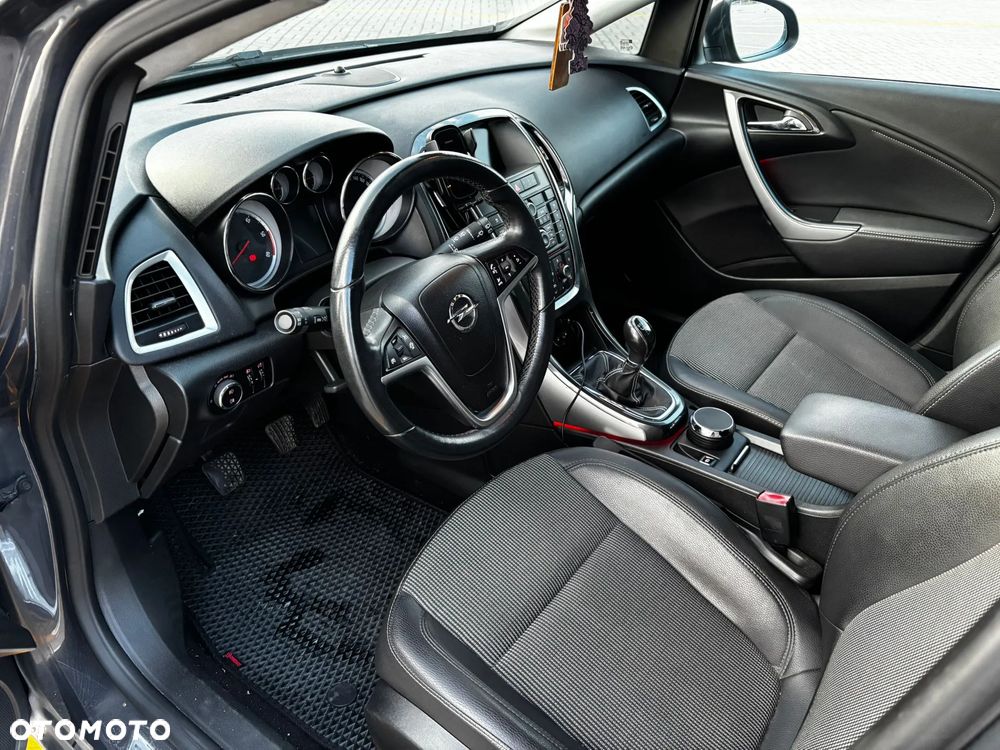 Opel Astra 1.7 CDTI Cosmo - 8