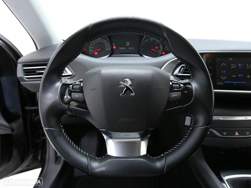 Peugeot 308 1.5 BlueHDi Style - 15