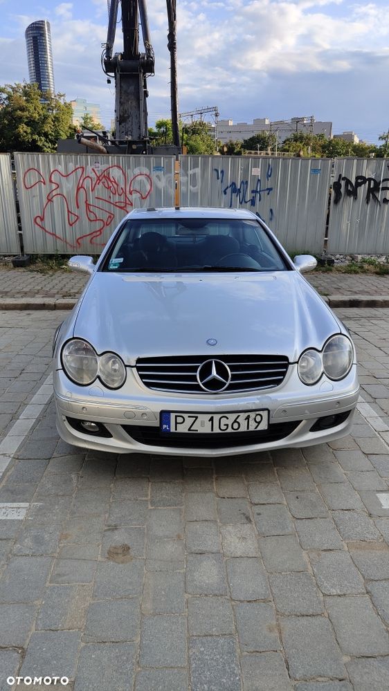 Mercedes-Benz CLK - 4