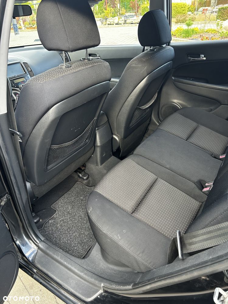 Hyundai i30 1.6 CRDi Edition Plus - 13