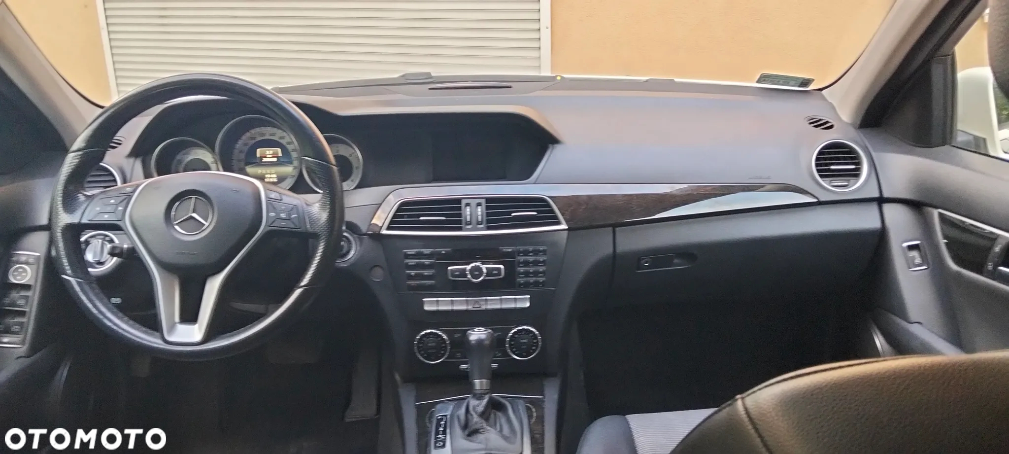 Mercedes-Benz Klasa C 220 CDI BlueEff 4-Matic Avantgarde - 9