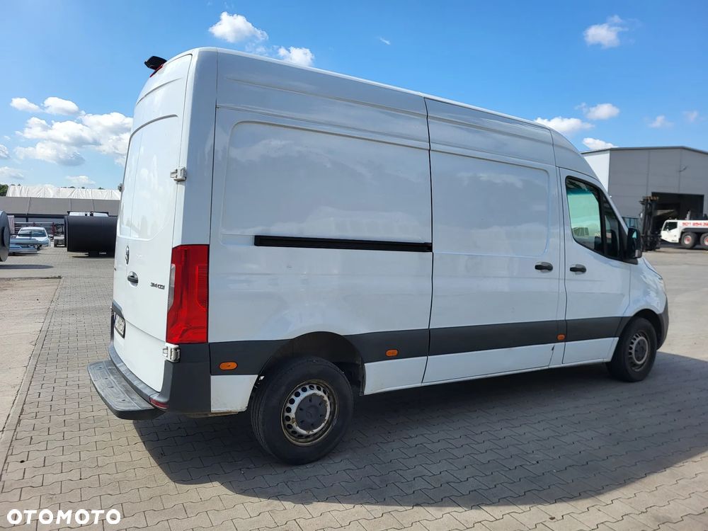 Mercedes-Benz Sprinter - 8