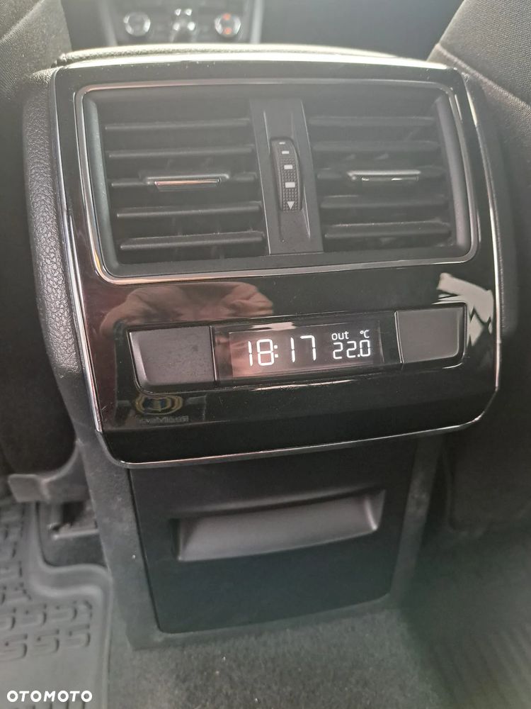 Skoda Superb 2.0 TDI Ambition - 35