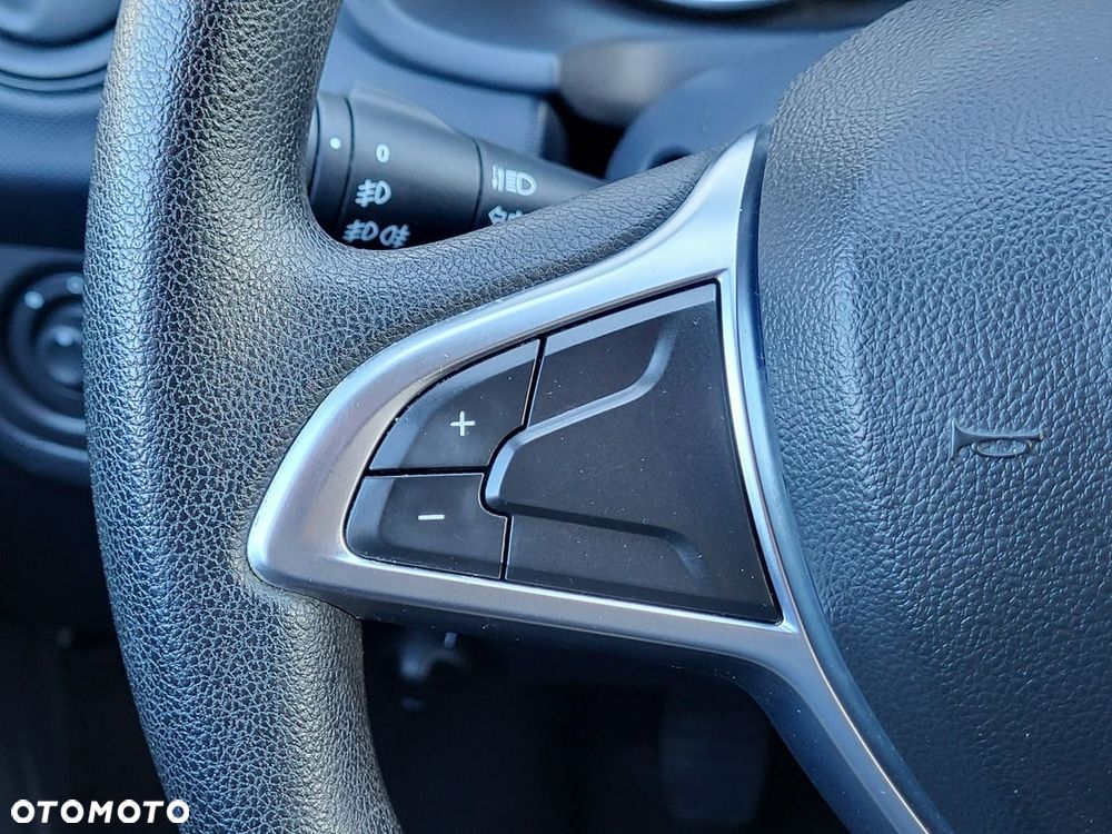 Dacia Logan - 32