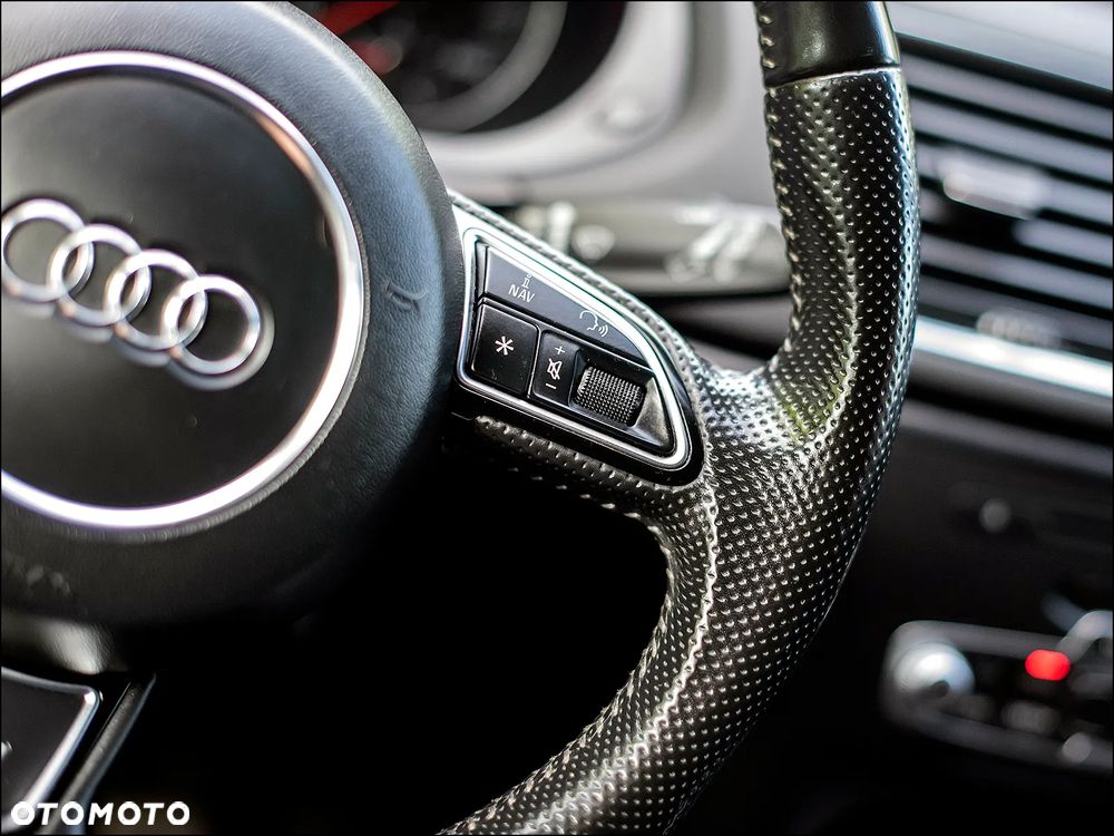 Audi Q3 - 22