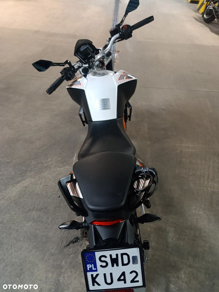 KTM Duke - 17