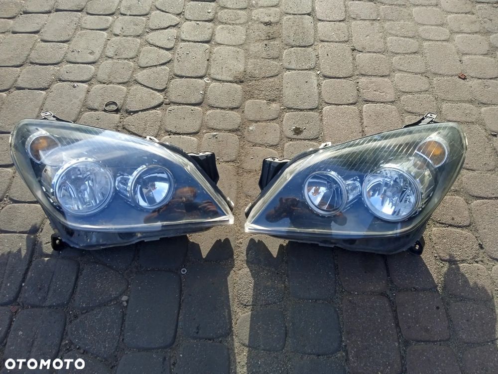 REFLEKTOR LEWY LUB PRAWY OPEL ASTRA H III 3 03-07 ORYGINAŁ - 1