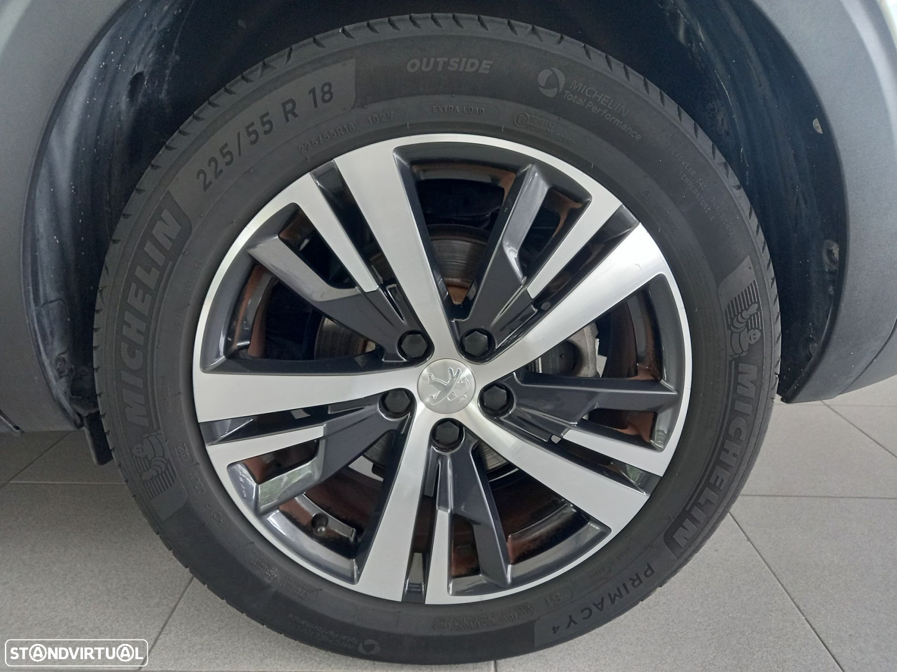 Peugeot 5008 1.5 BlueHDi Allure EAT8 - 29